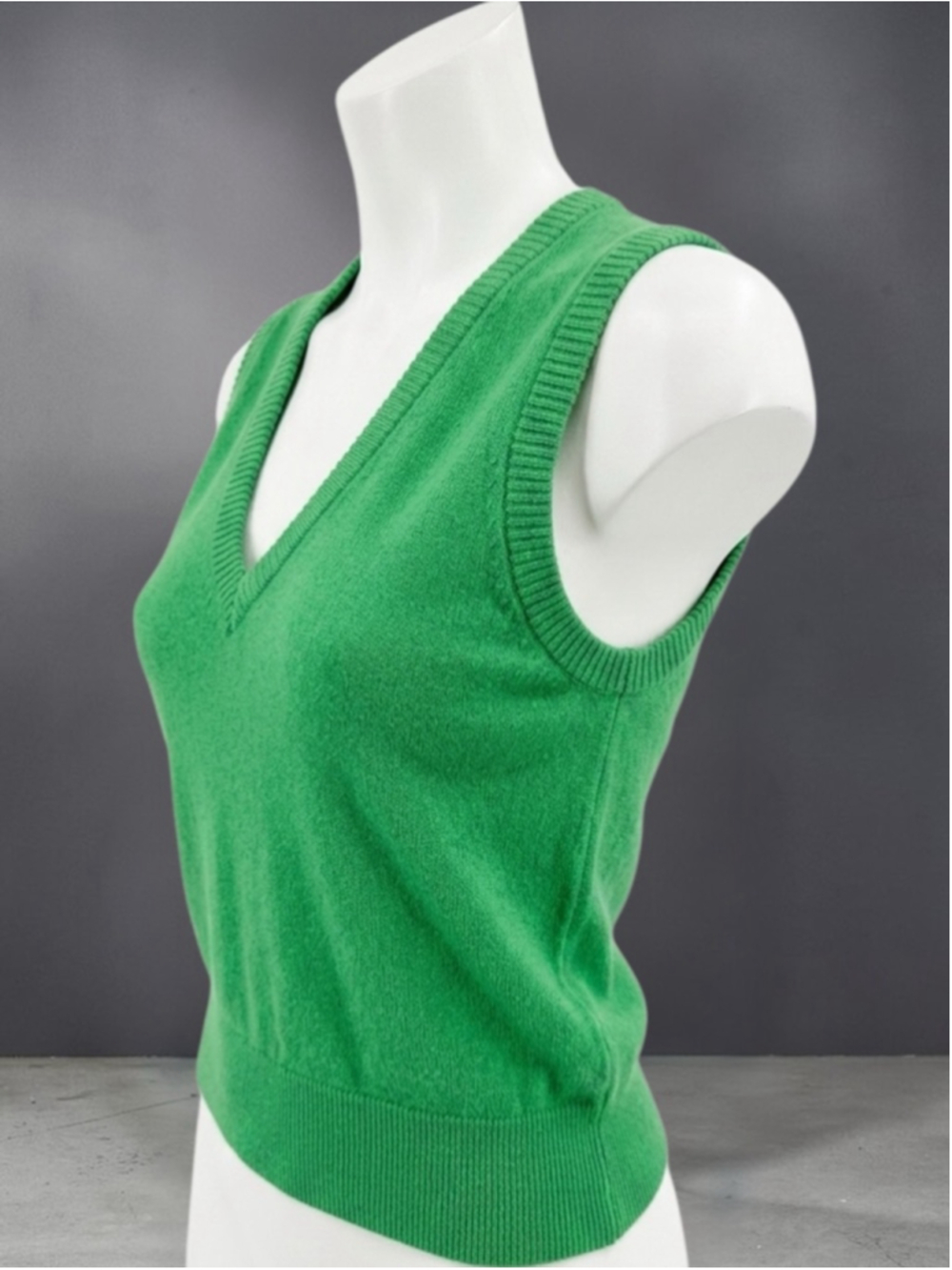 J.Crew Green 100% Cashmere V-Neck Sweater Vest – Size Small - Picture 9 of 15
